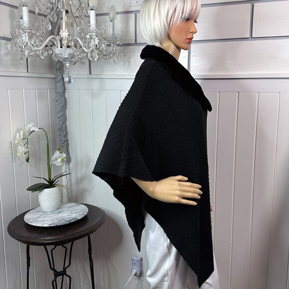 So Classy Black Sweater Poncho with Faux Fur Collar Borderline bourgeois!   L/XL - Picture 6 of 9